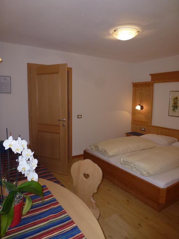 Apartamento Cedepuent de Sot Selva di Val Gardena Habitación foto
